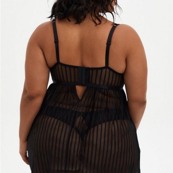 NWT Torrid Black Striped Mesh Babydoll 4x - Picture 3 of 9